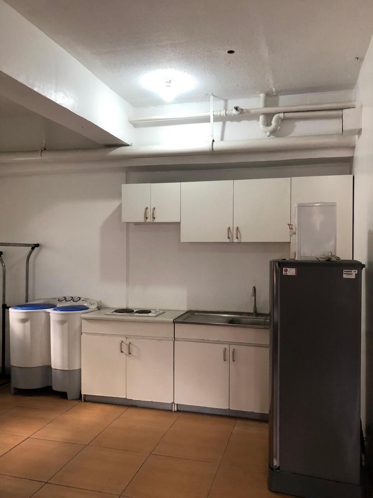 One Santillan Place Apartment *