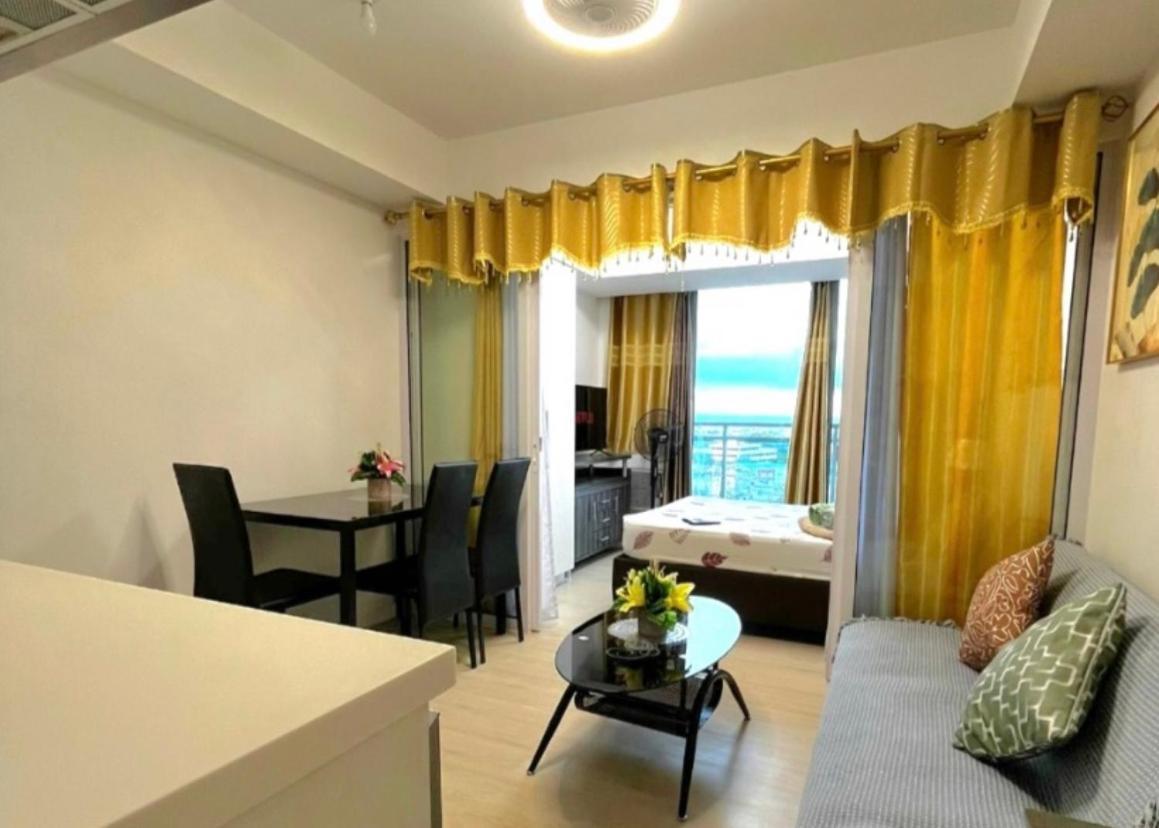 Azure Urban In Paranaque