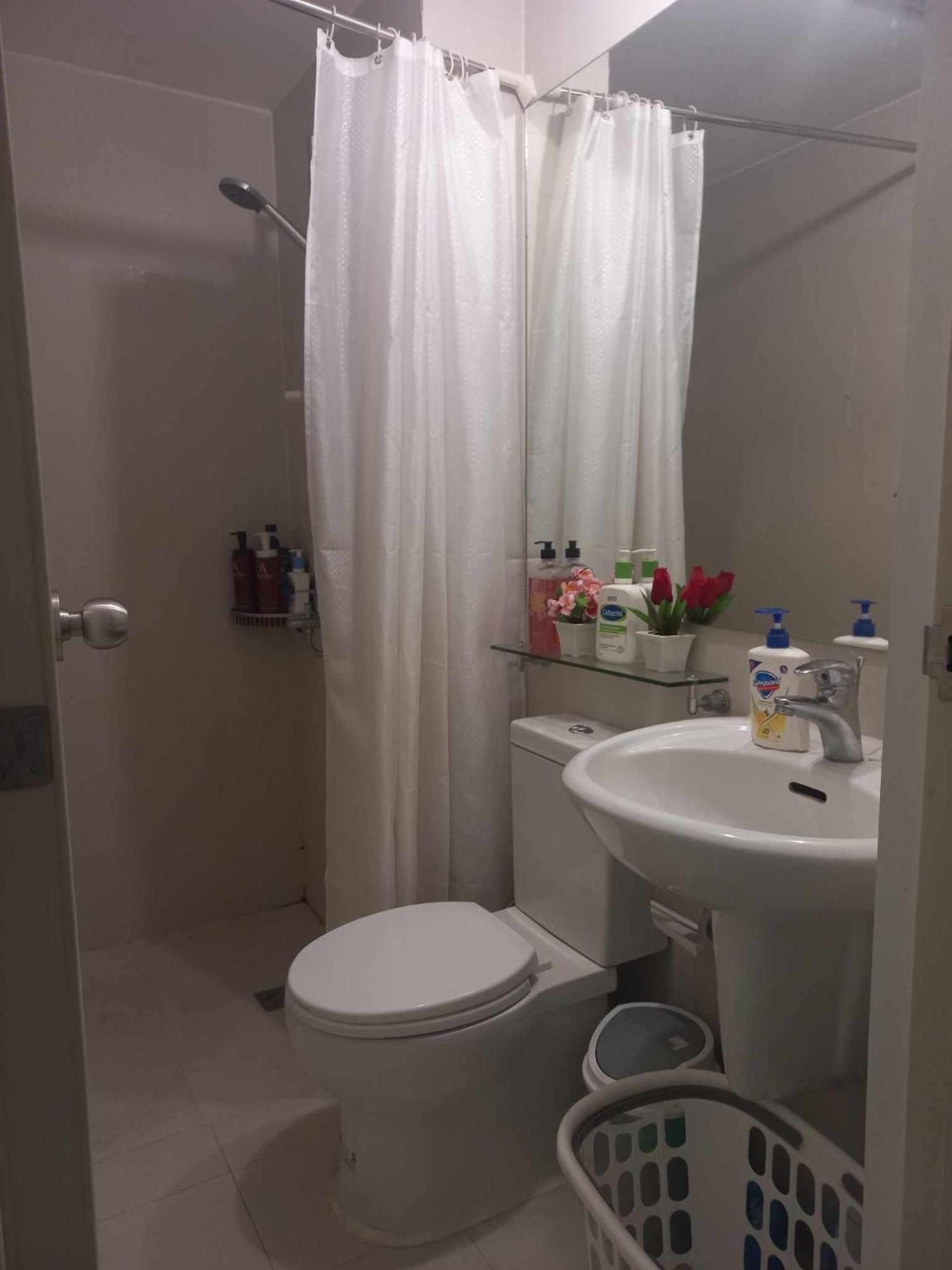 Azure Urban Staycation By Owner Only 2*