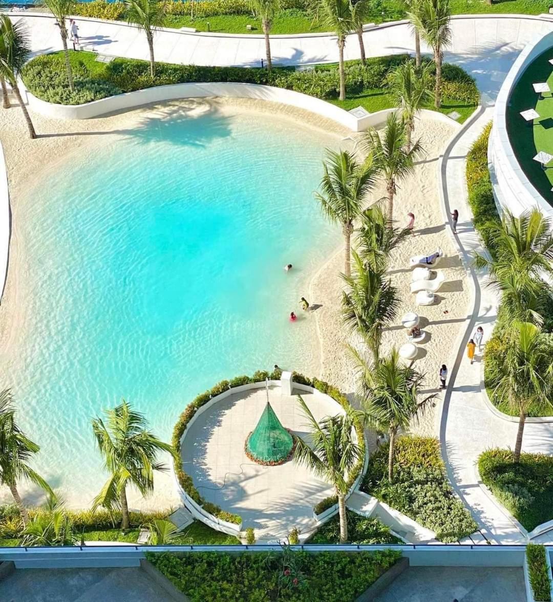 Azure Urban Staycation By Owner Only 2*