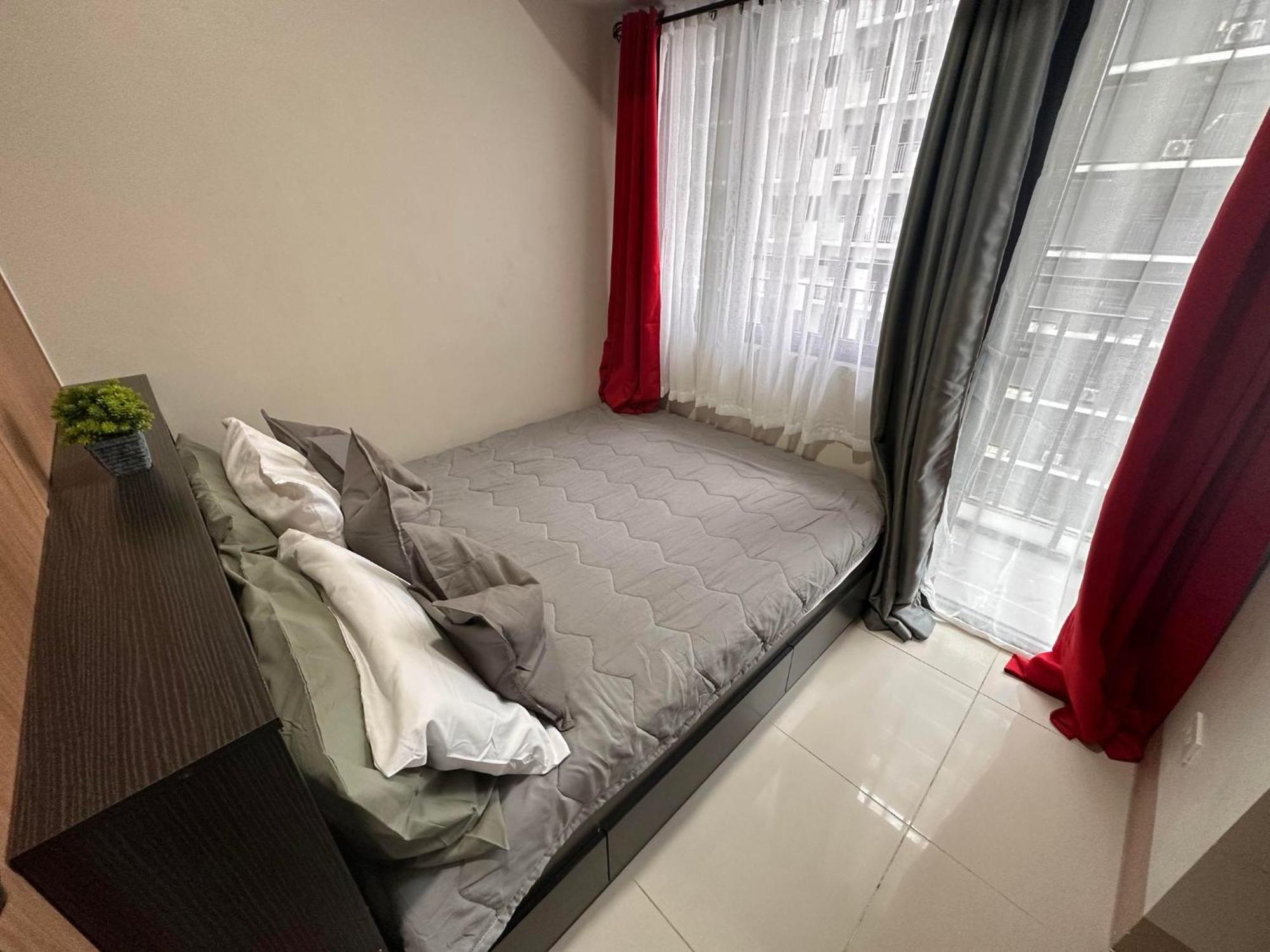 Shore 3 Residences Tower 1 Moa Pasay City, Philippines Apartment
