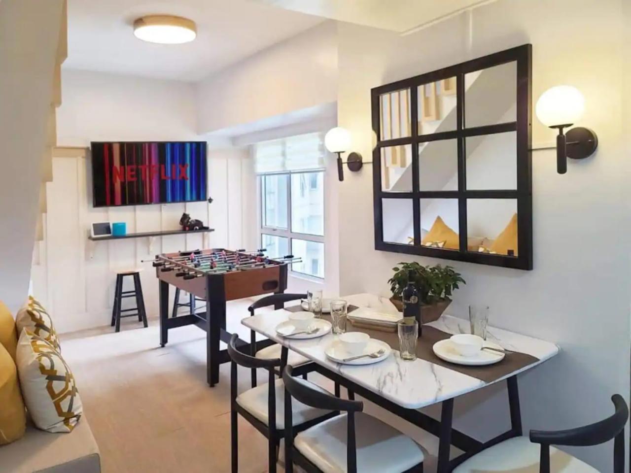 Bgc - Two Bedroom With Game High Speed Wifi * Manila