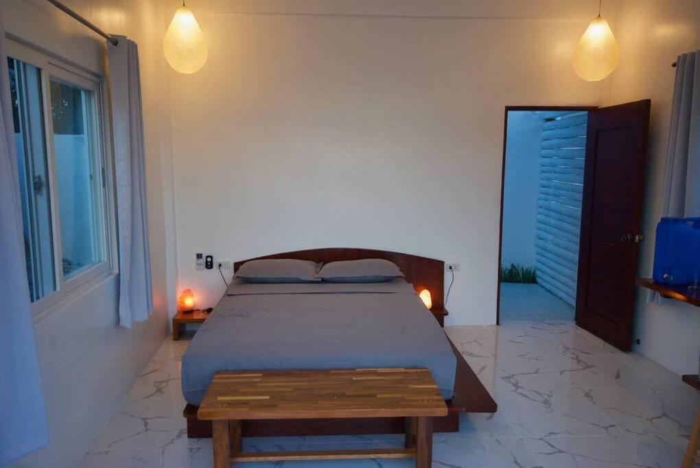 Apartment Octagon With Rooftop Bathtub & 270° View *