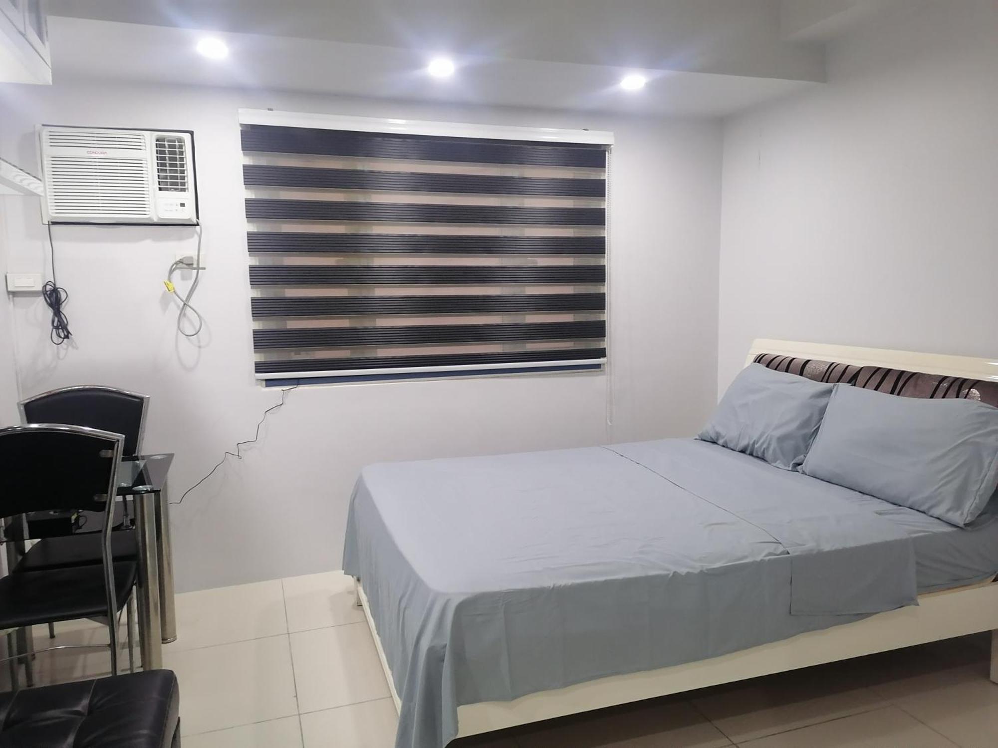 Aparthotel Snugglepod Condotel - Grand Riviera Suites, Us Embassy Manila, Roxas Blvd