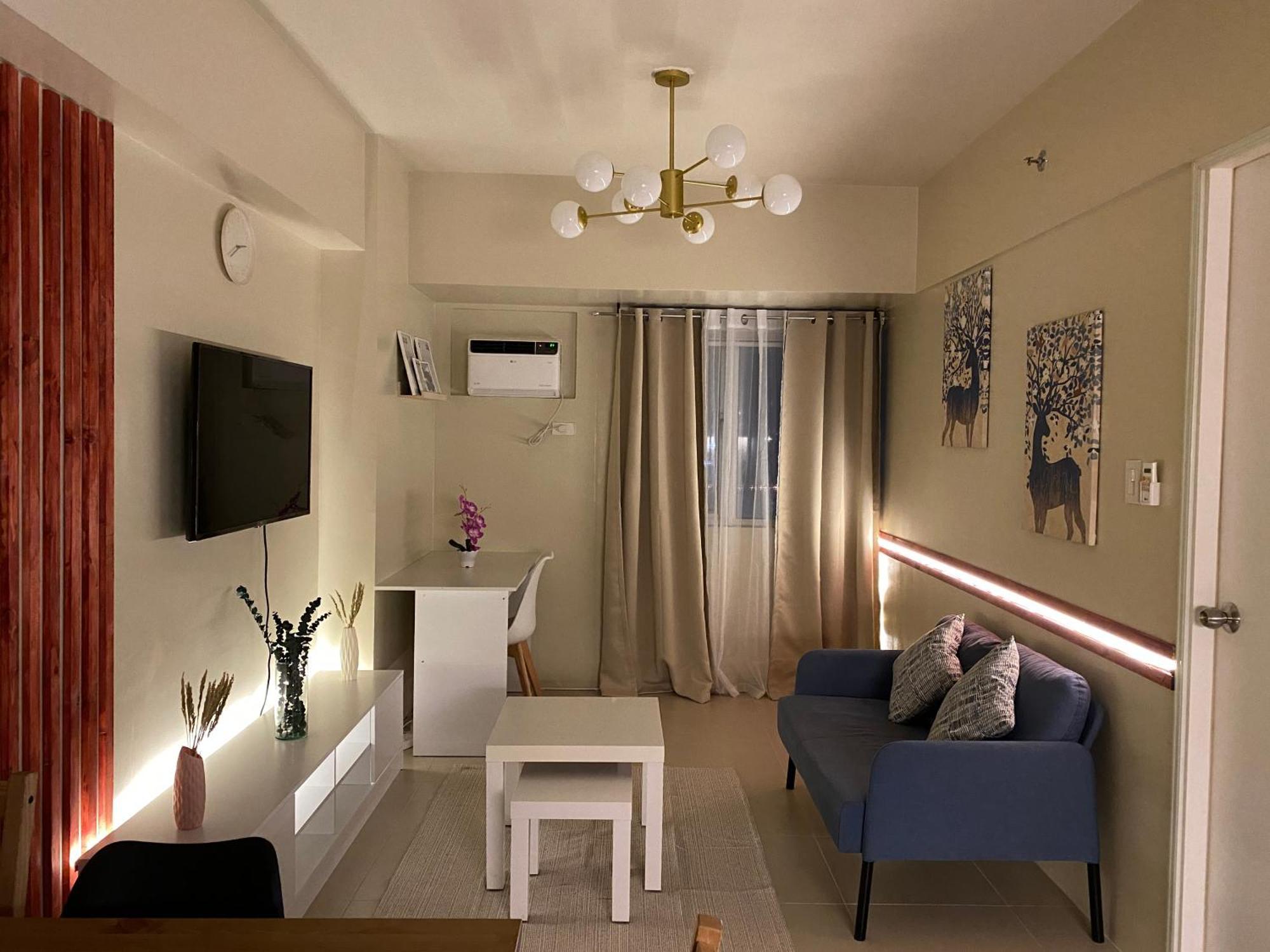 Elegant Bgc With View Apartment Manila