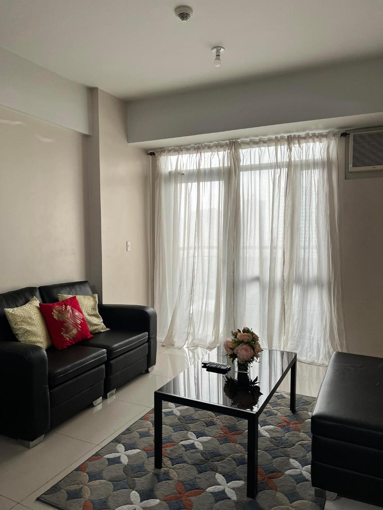 Manhattan Heights Towerb In Araneta Cubao 5mins Walk To Smart Araneta Aparthotel