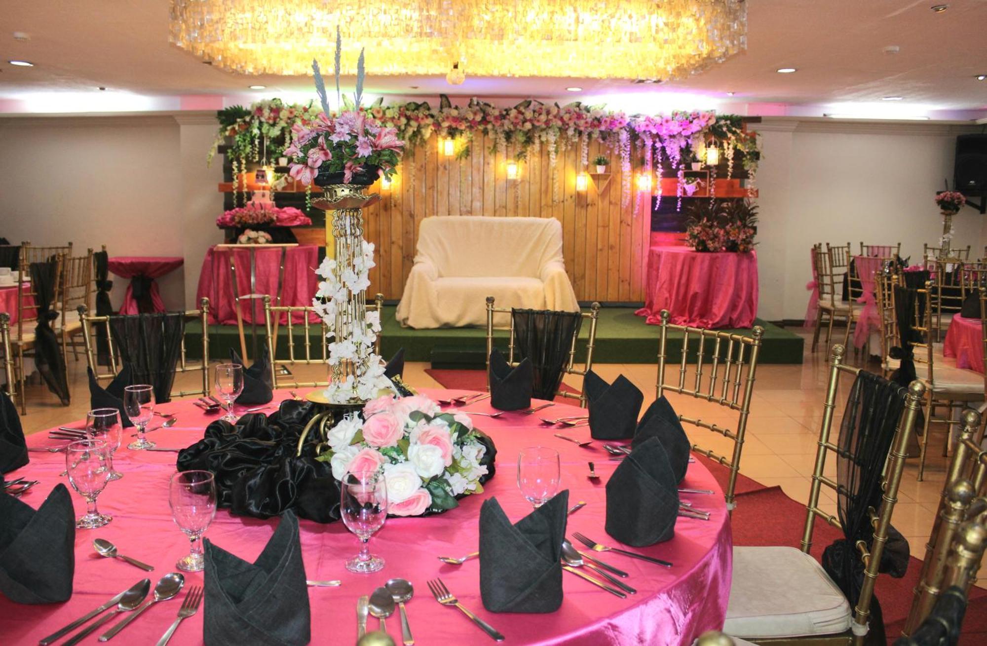 Rosas Garden Hotel