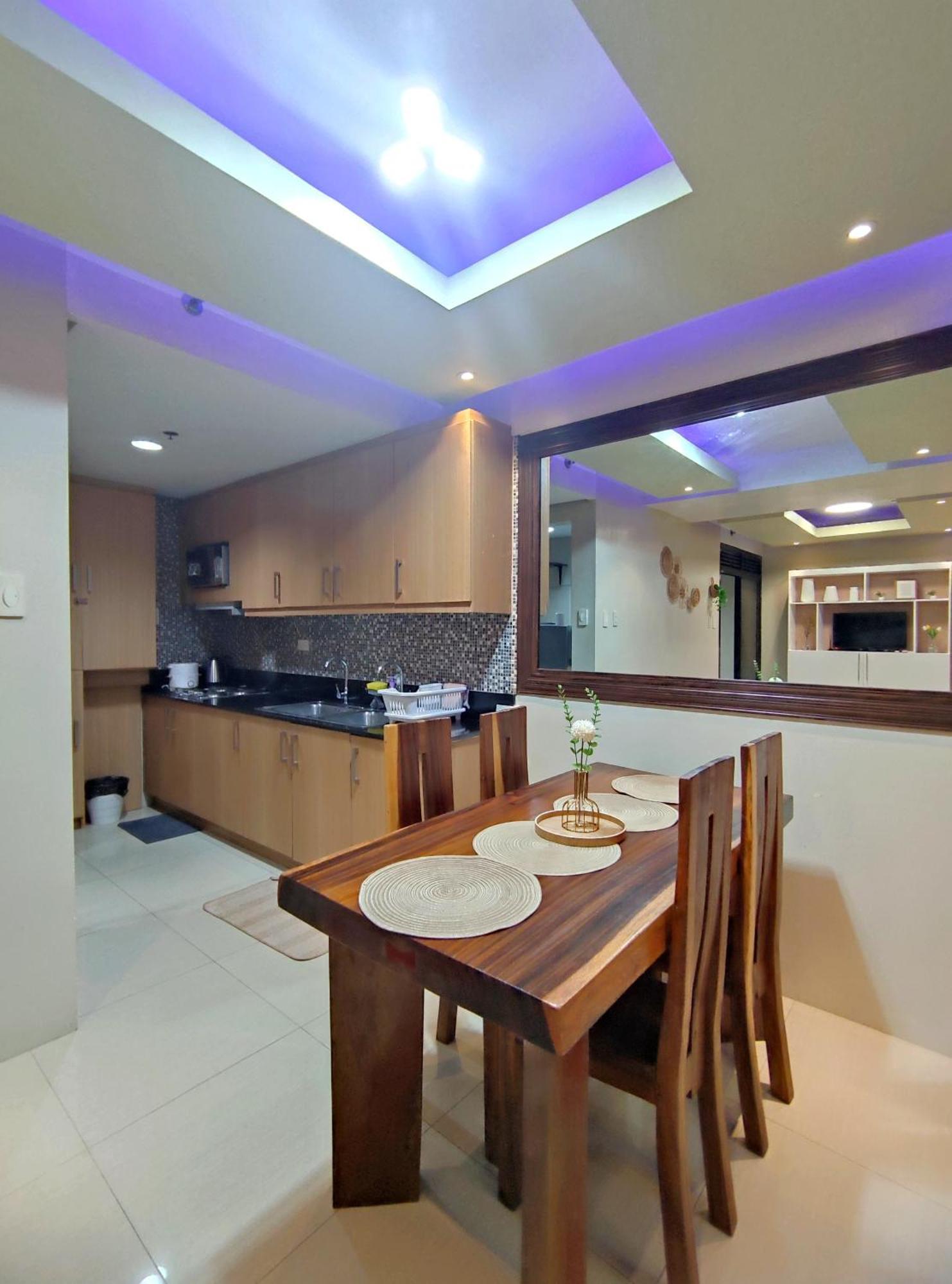 Shell Res Nr Moa 2br Free Parking