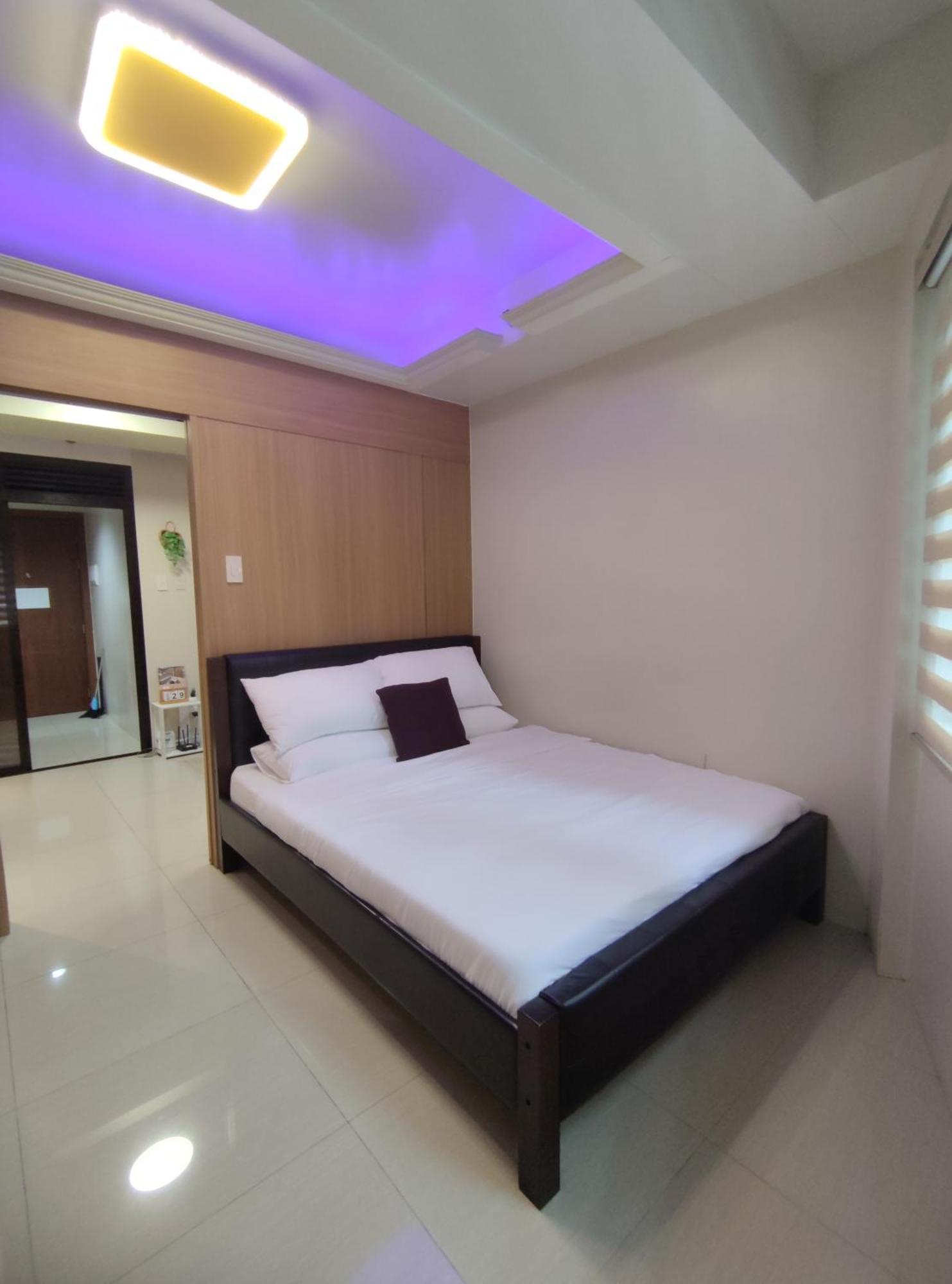 Shell Res Nr Moa 2br Free Parking Apartment *