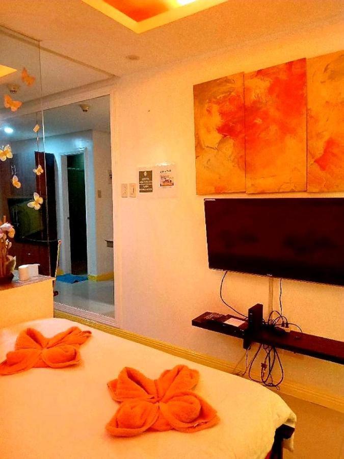 60 Percent Off Deluxe Ocean View Free Pool And Free Sauna Access Included Perfect Location Near Us Embassy, Naia, Makati, Bgc, Mall Of Asia, And Chinatown Dont Miss Out Book Now And Save Updated Price 2025