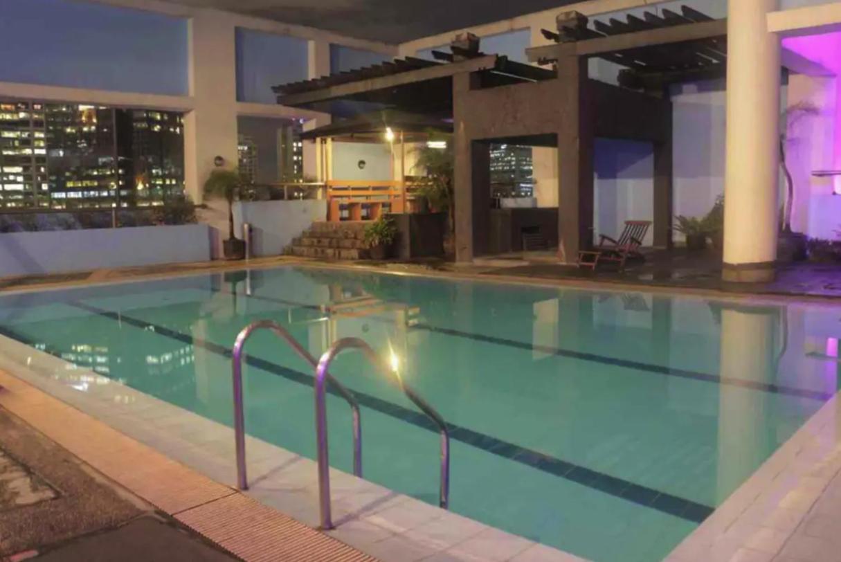 Studio Beside Greenbelt Mall Makati * Manila