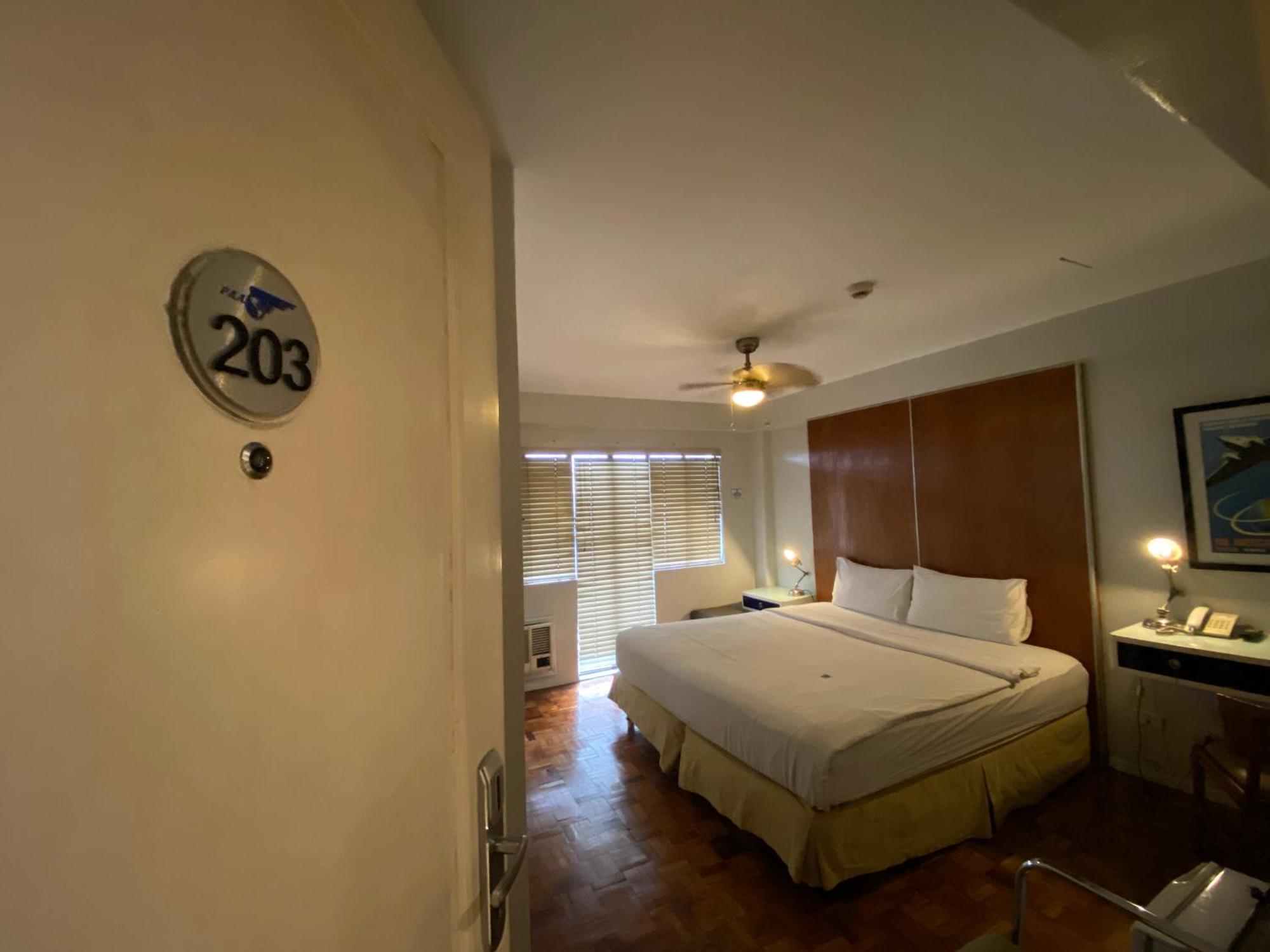 The Clipper House, Poblacion Makati * Manila
