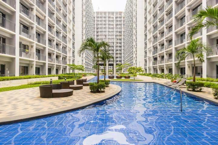 Shore 2 Residences 1br Deluxe In Moa Complex Apartment