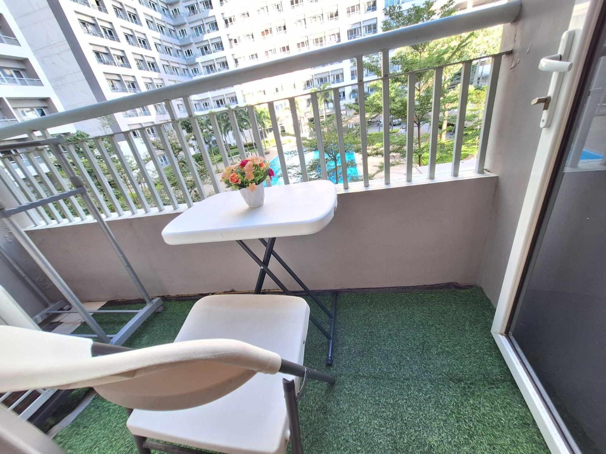 Apartment Stunning 1br Balcony Pool View W/ Wi-fi Grace Res *