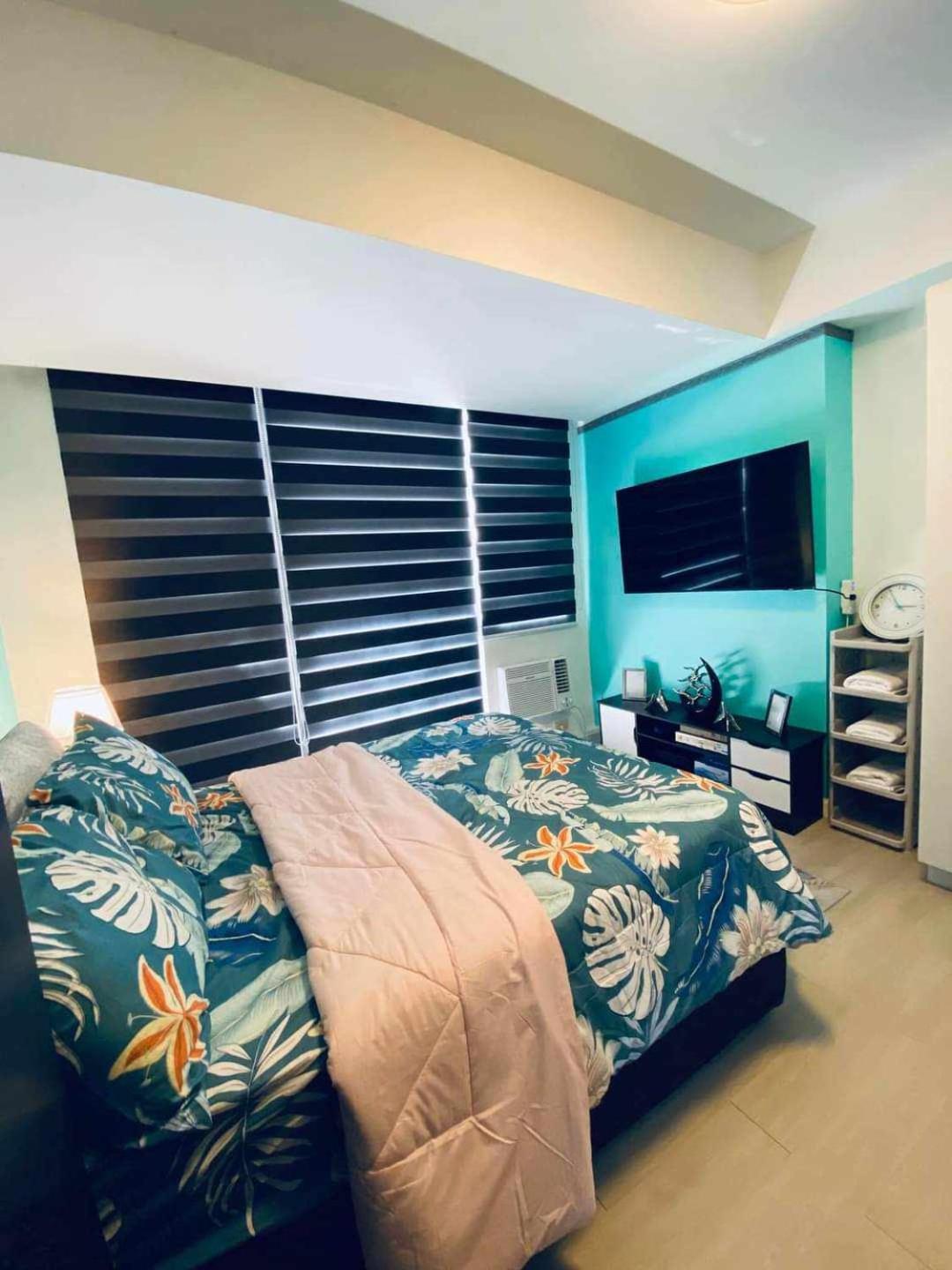 Quelson's Pad In Azure Beach Residences With Wave Pool Access Aparthotel *