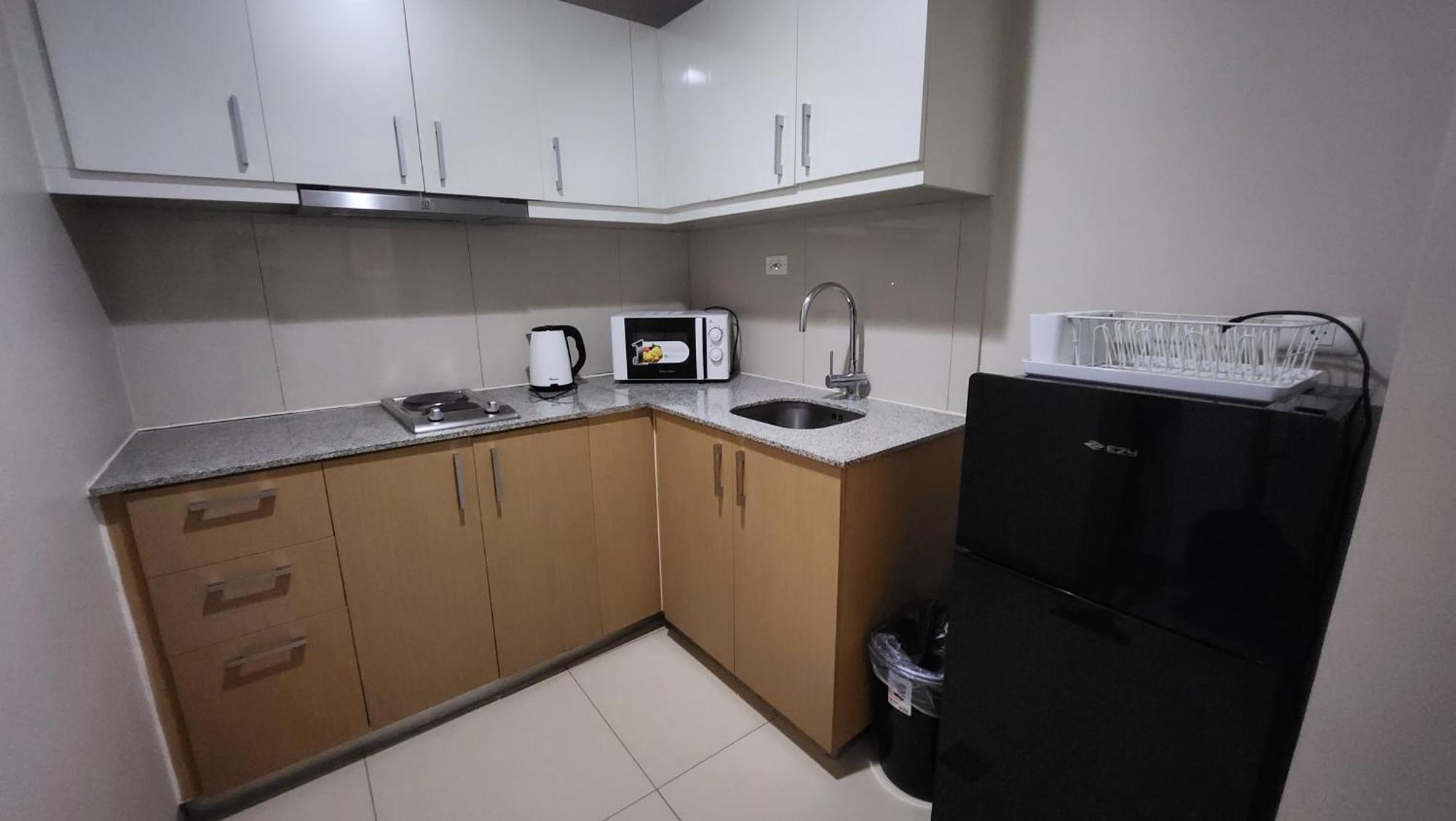 Apartment Bgc Uptown Mall *