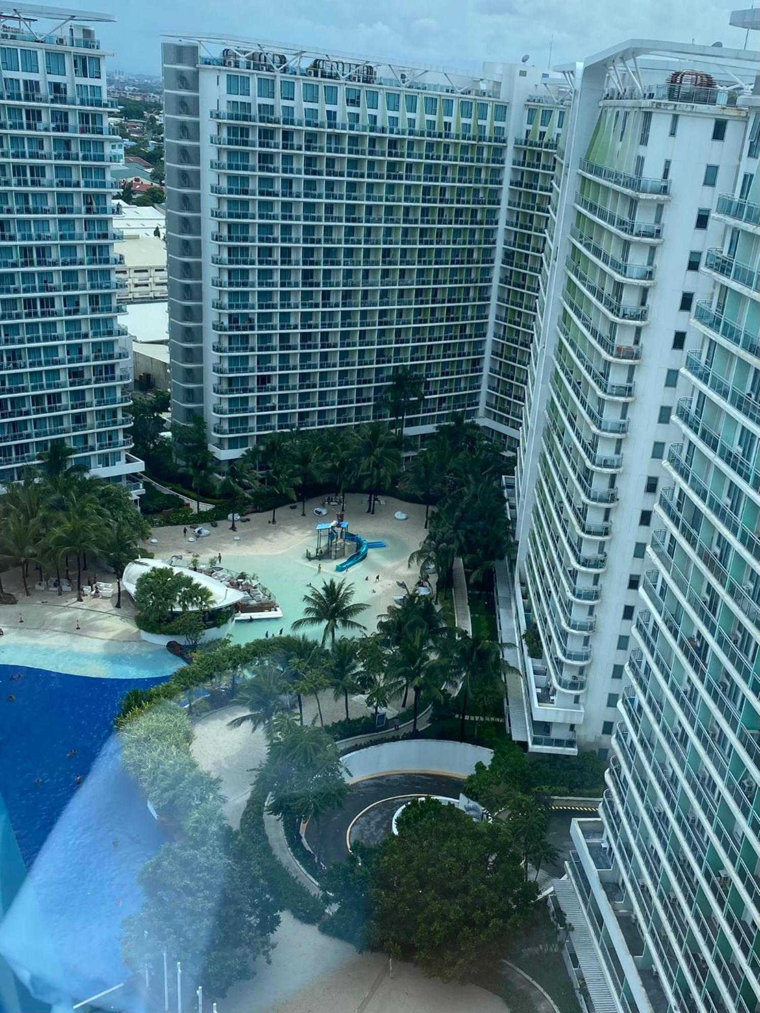 Azure Beach Residences Staycation *
