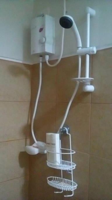 Affordable Condotel Near Airport Apartment