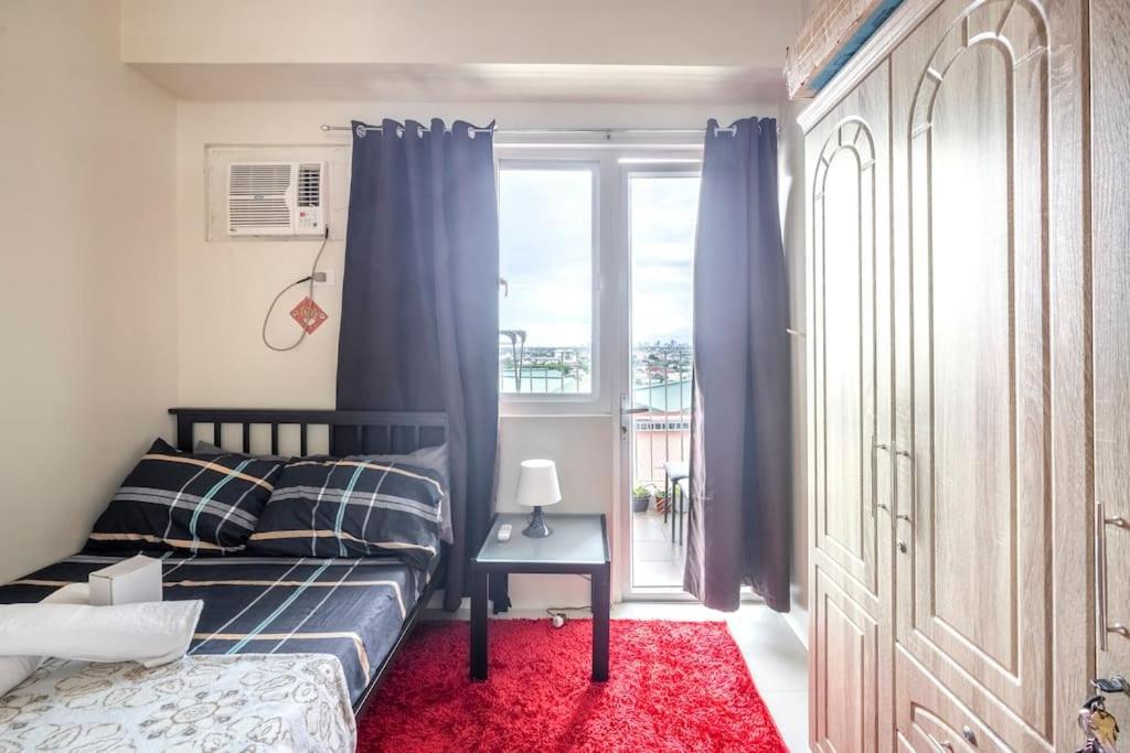 Affordable Condotel Near Airport Apartment