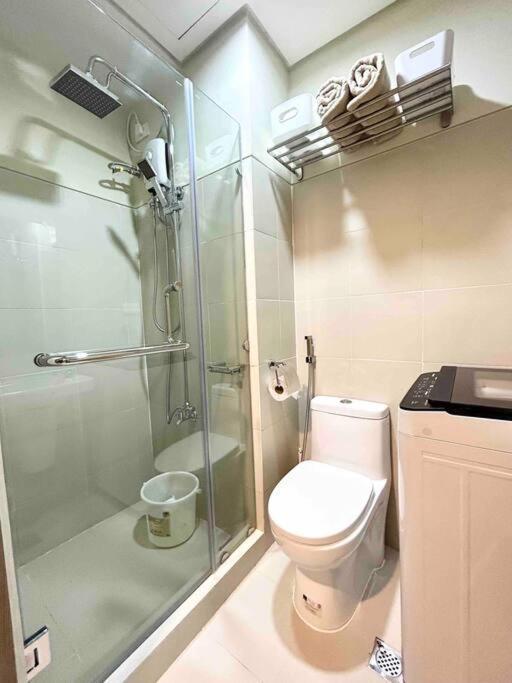 Claysky Staycation 1br Unit Near Moa With Netflix & Disneyplus