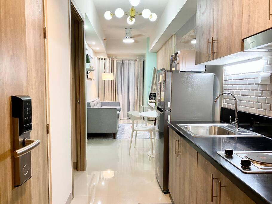 Apartment Claysky Staycation 1br Unit Near Moa With Netflix & Disneyplus *