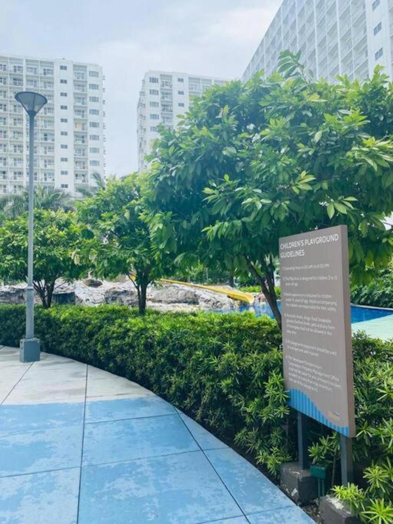 Dtravellers 2 At Shore 1 Tower C * Manila