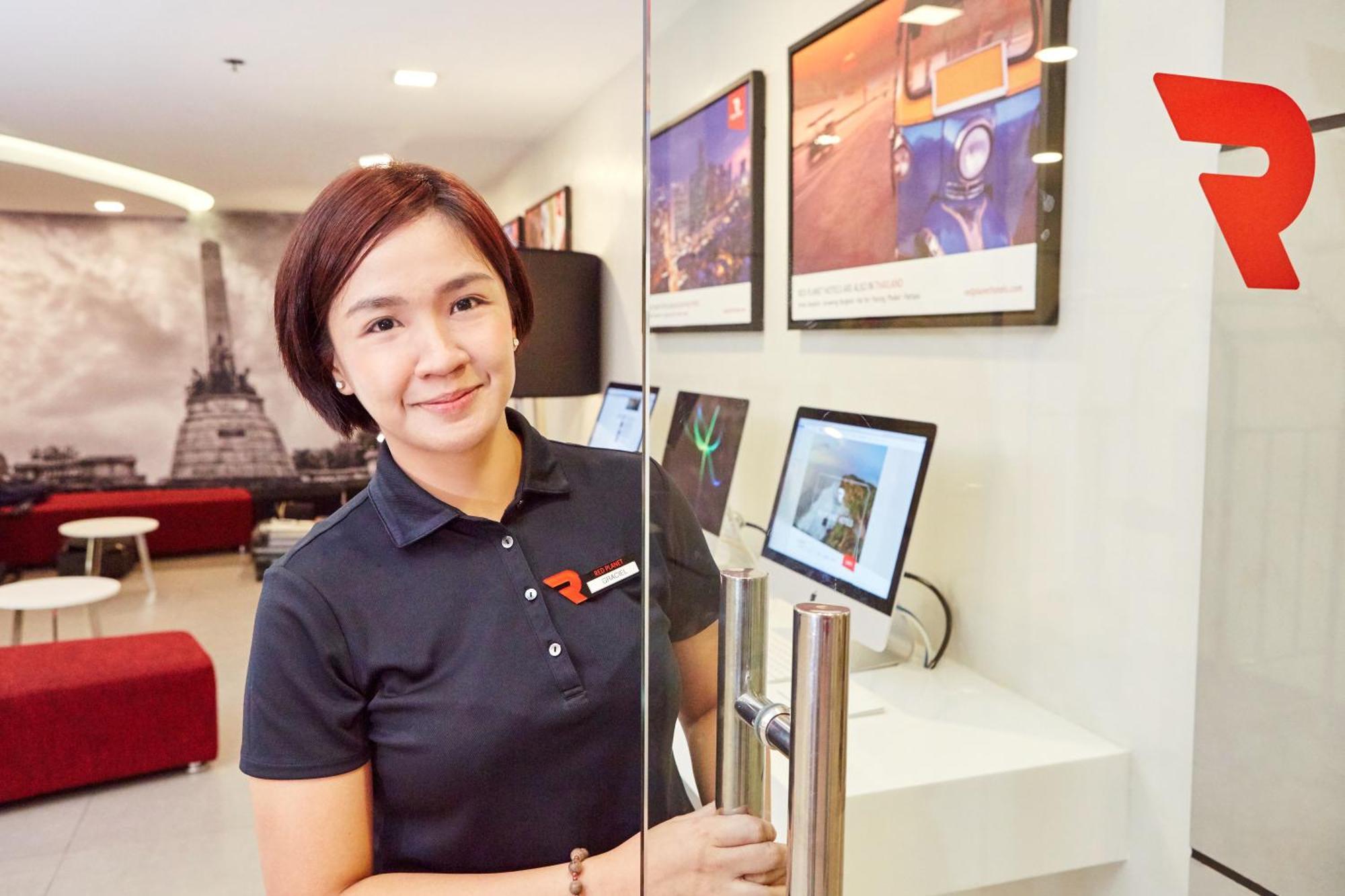 Red Planet Malate Mabini Hotel