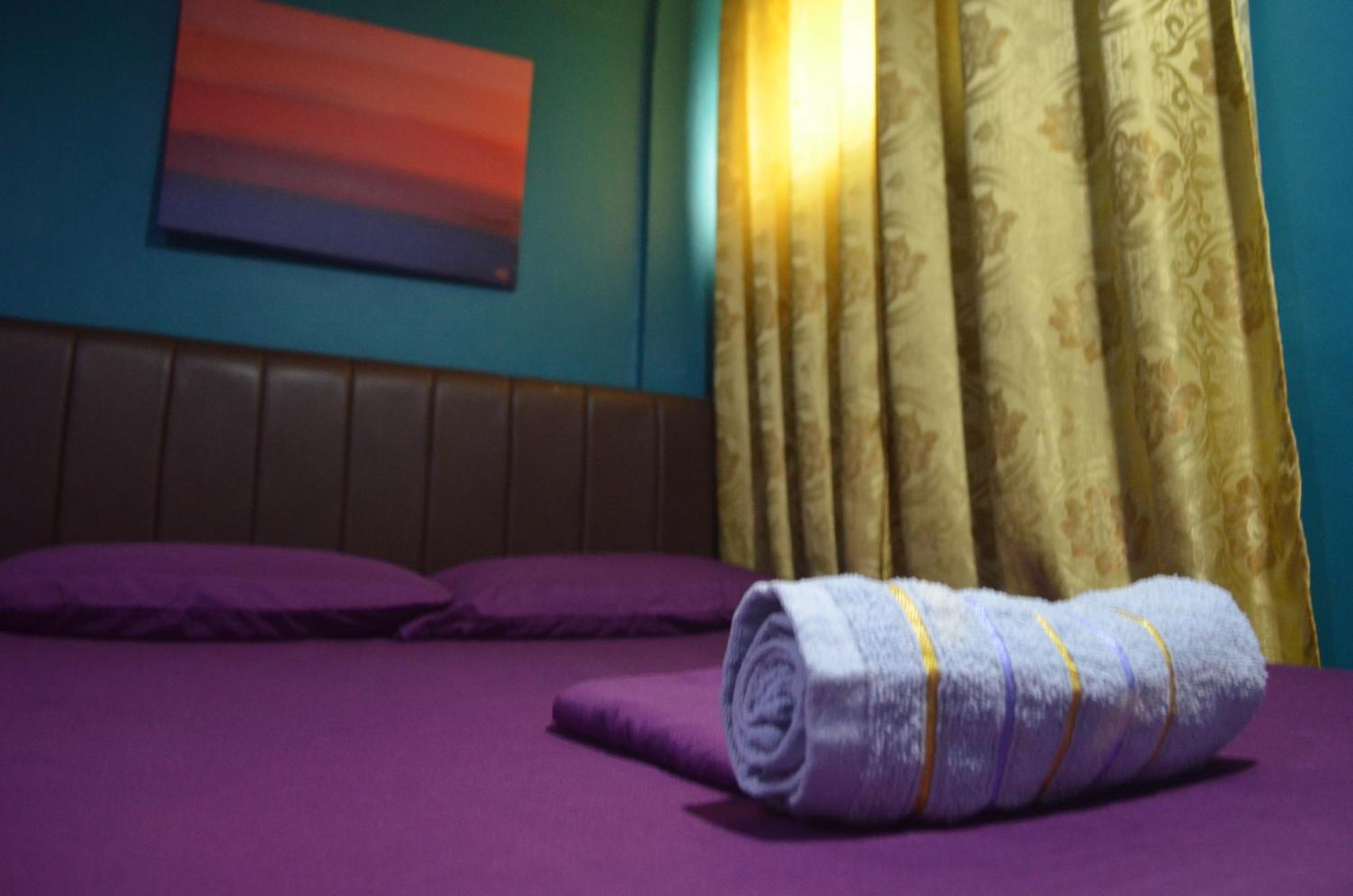 Gaius Bed & Breakfast Manila