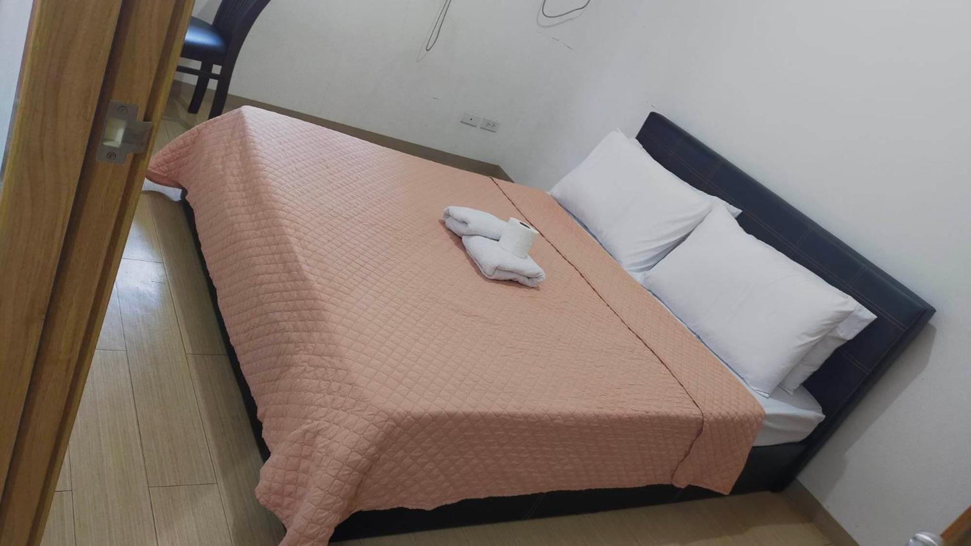 Apartment Roxas Blvd Stunning Near Us Embassy *