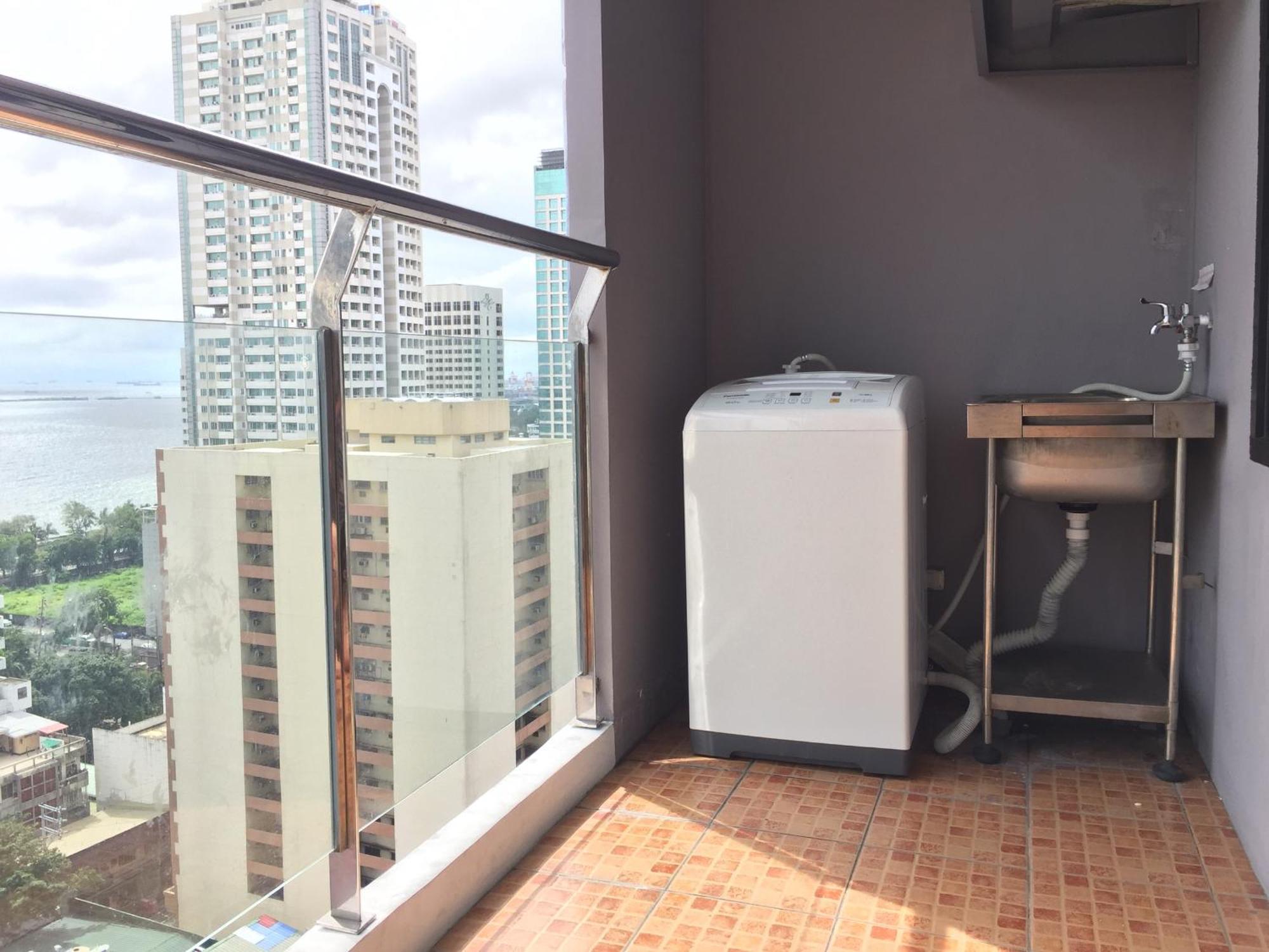 Hoya In Malate Apartment