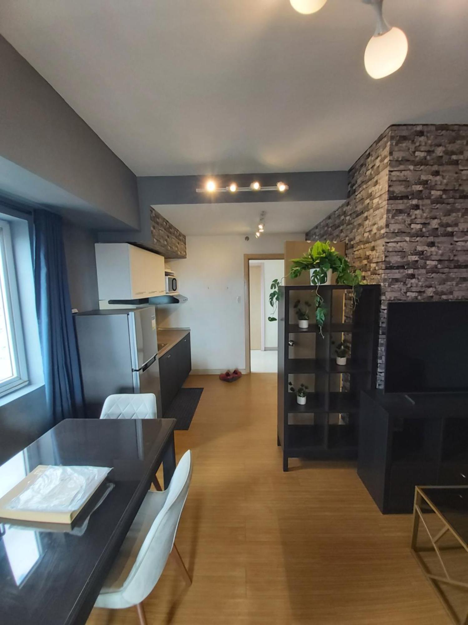 Beautiful 1br Simple Luxury Near Bgc Apartment *