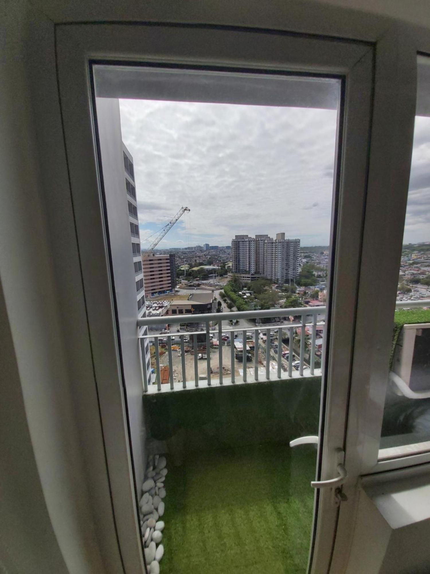 Apartment Beautiful 1br Simple Luxury Near Bgc *