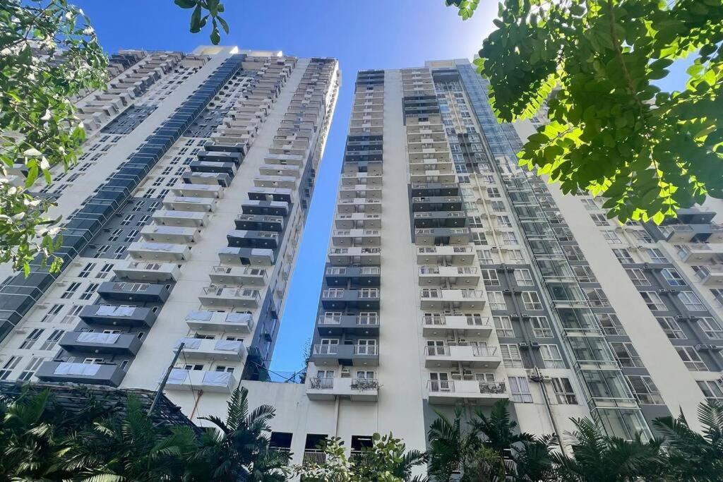 R'holistay Kasara Urban Residences Pasig Apartment