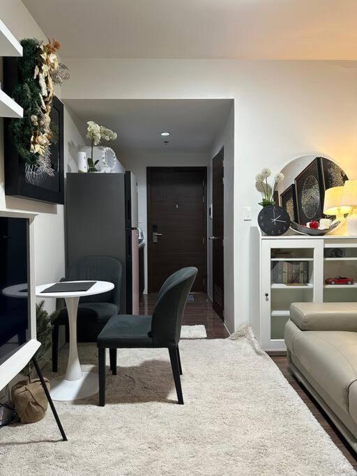 My Hideaway@air Apartment