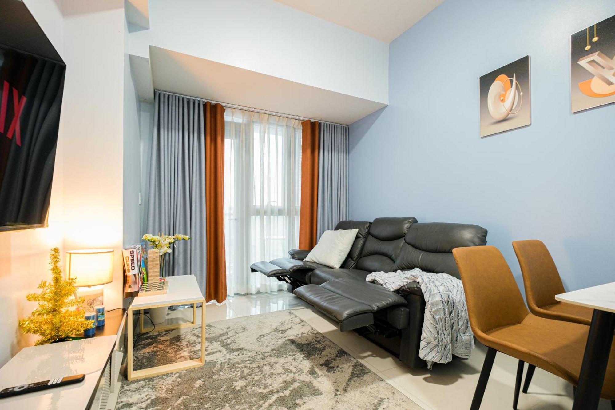 Bgc 2br Uptown Parksuites With Balcony And Bathtub * Manila