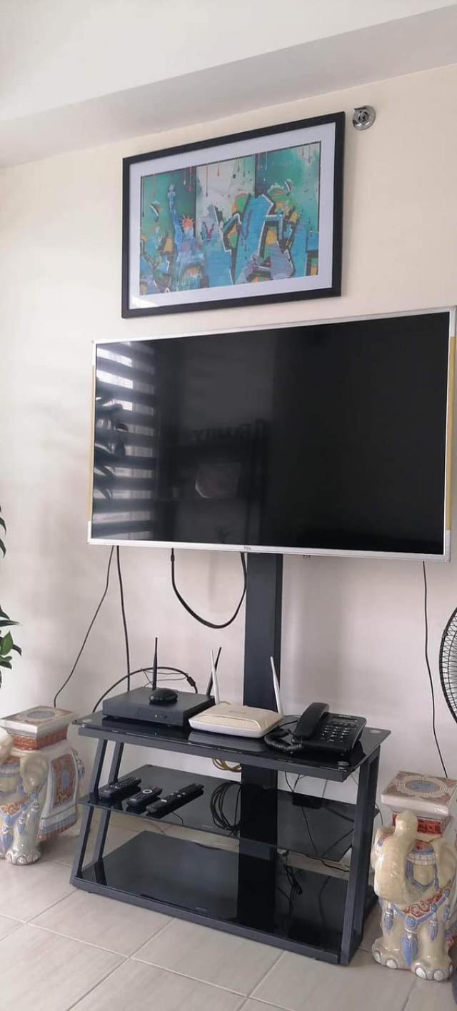 Apartment 2 Bedrooms Access Penthouse Unit *
