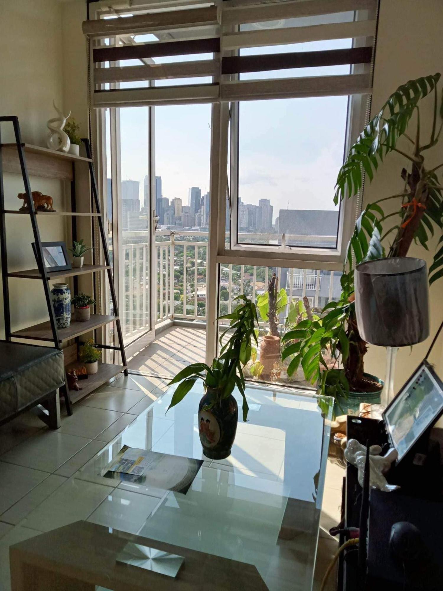 2 Bedrooms Access Penthouse Unit Apartment
