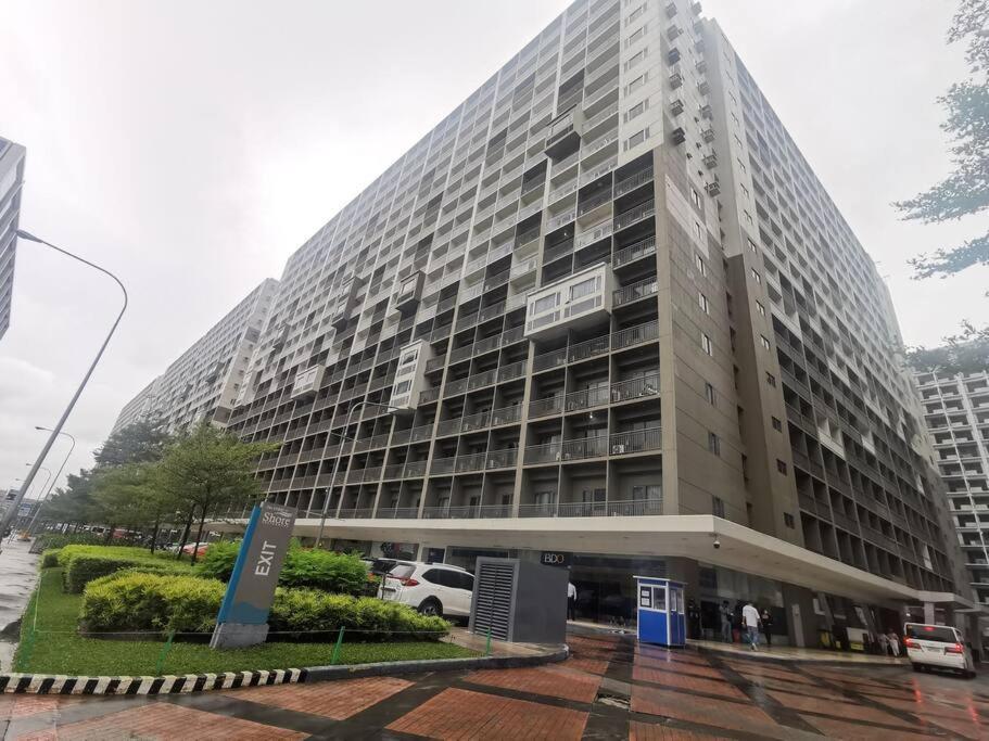 Da Residence-1br In Moa W/ Direct Pool Access Apartment