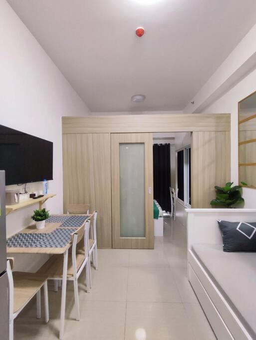 Apartment Da Residence-1br In Moa W/ Direct Pool Access Manila
