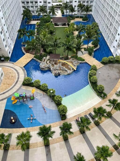 Da Residence-1br In Moa W/ Direct Pool Access Manila