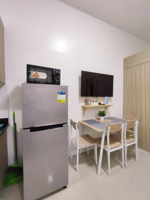 Da Residence-1br In Moa W/ Direct Pool Access Apartment *