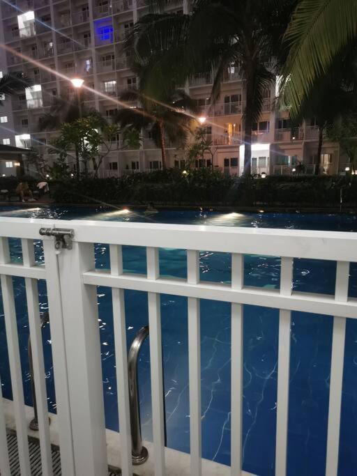 Da Residence-1br In Moa W/ Direct Pool Access