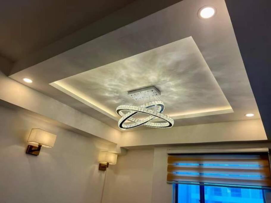 Near Airport Okada Moa W/ 60 Inch Smart Tv Apartment *