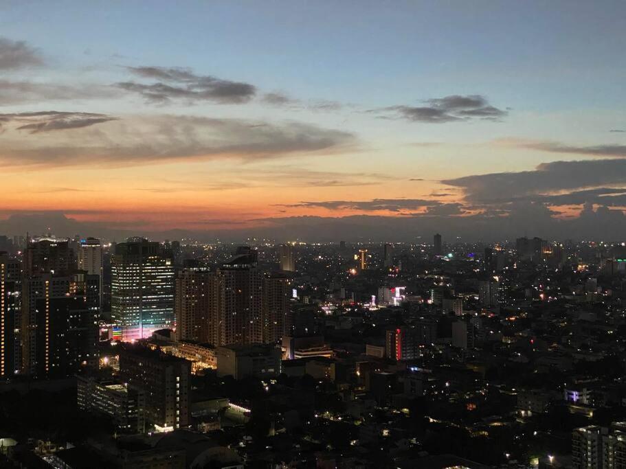 Dmci Theorabella Qc, 1 Bedroom W/bal In Cubao38sqm * Manila