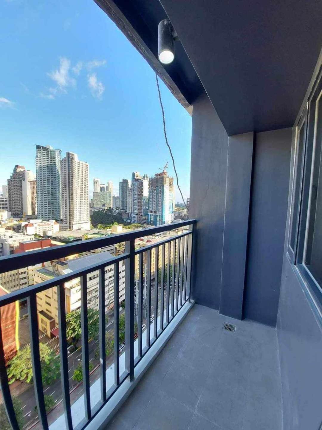 Apartment Avery's Place At Smdc Red Res. Manila