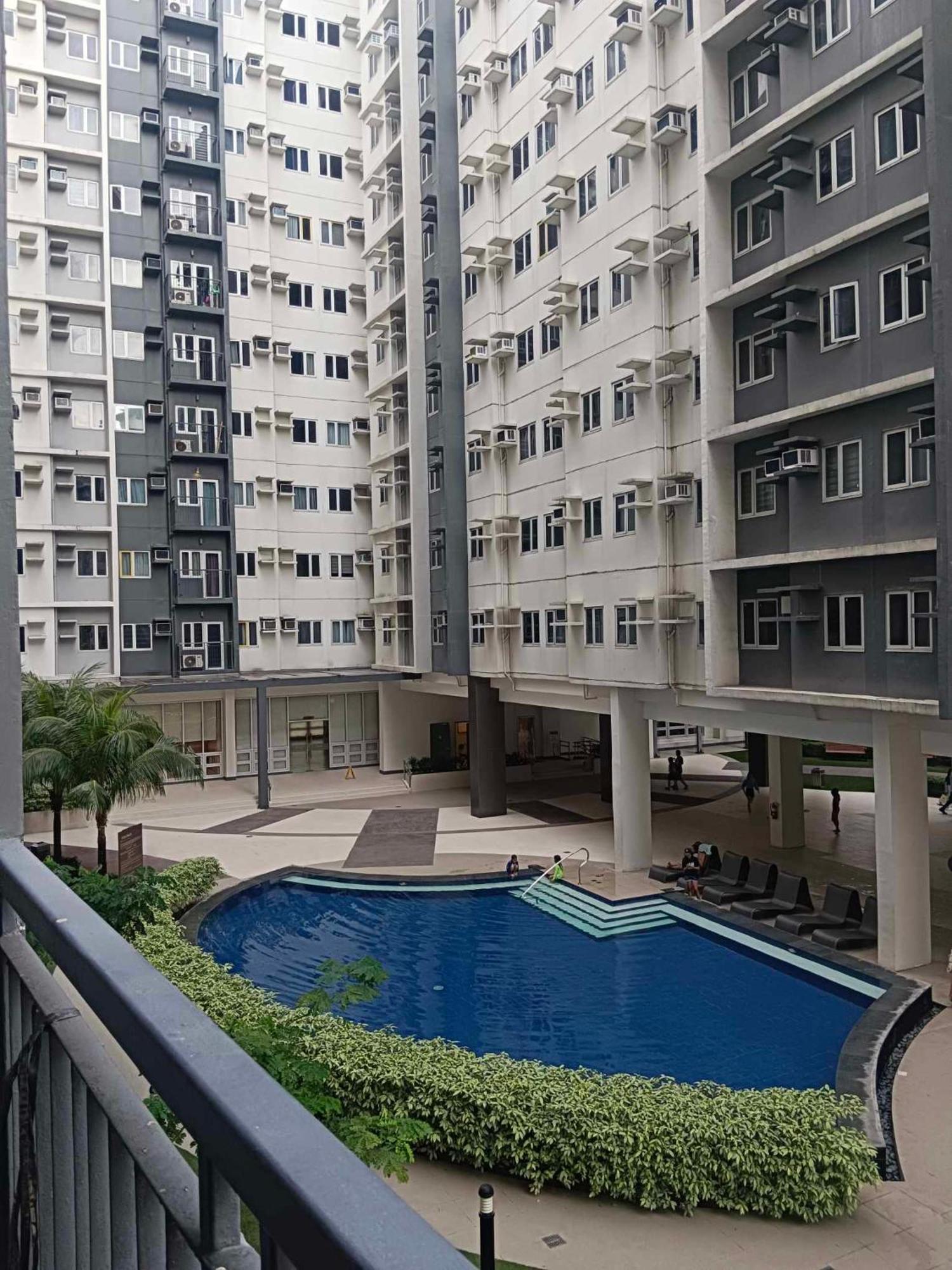 Apartment Vine Residences Staycation In Quezon *
