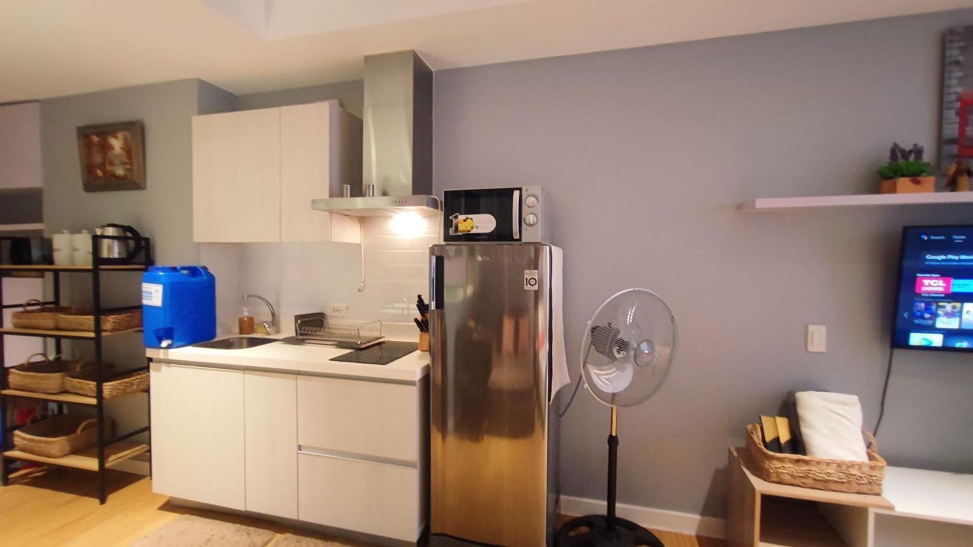 Apartment Bright Comfy W/wifi Near Makati/manila/philippines *