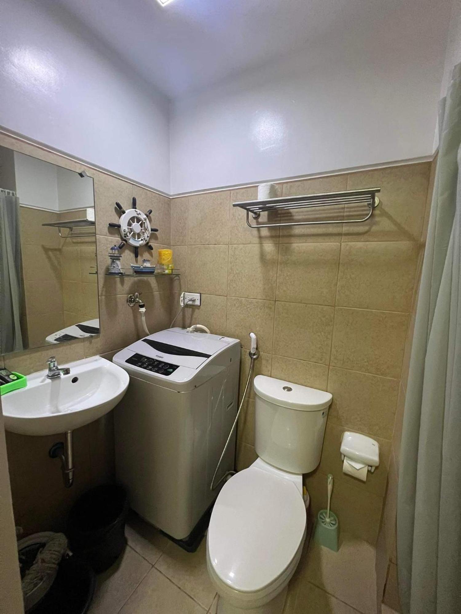 Staycation In The South * Manila