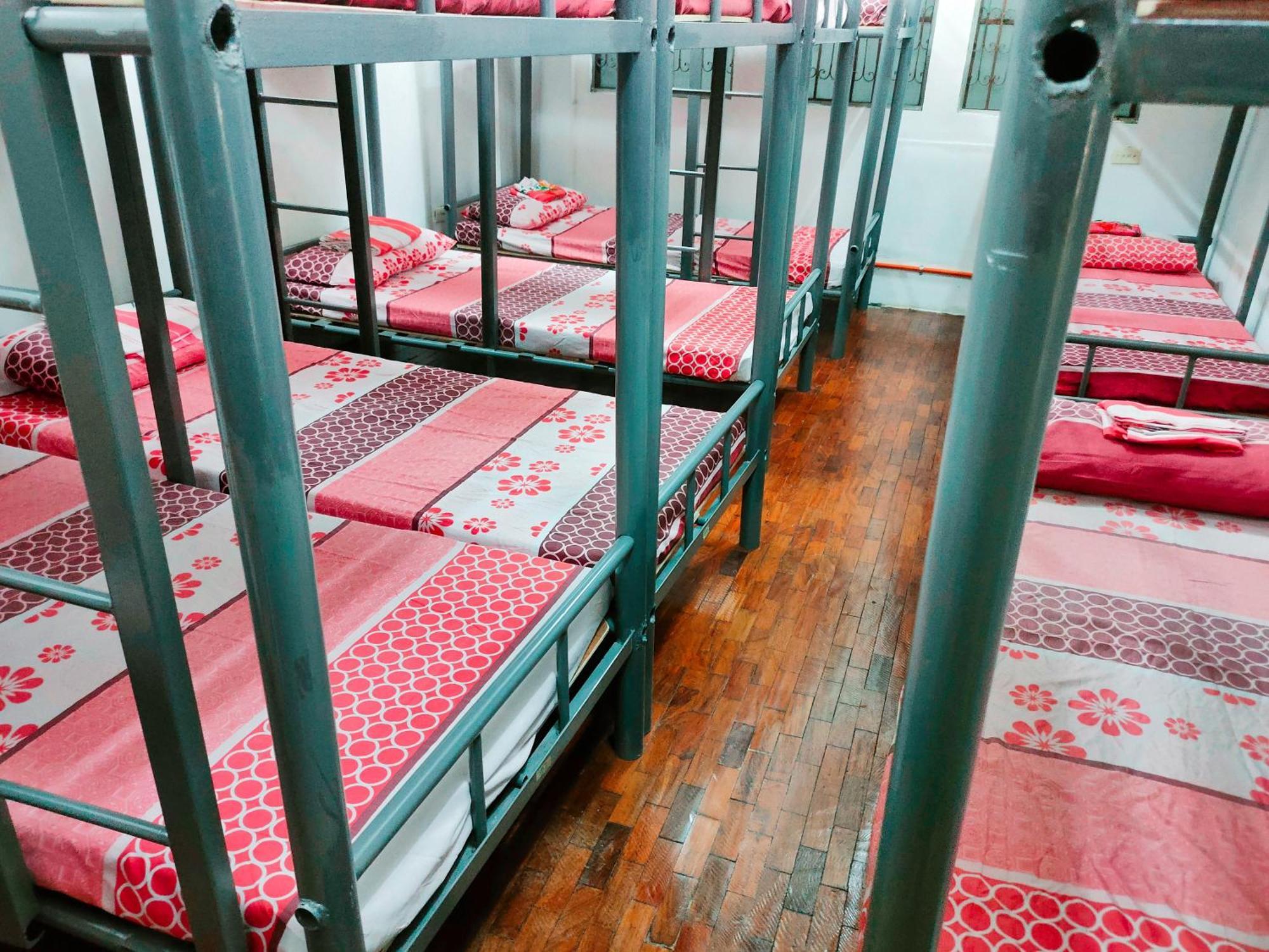 Mang Ben Kaliraya Hostel