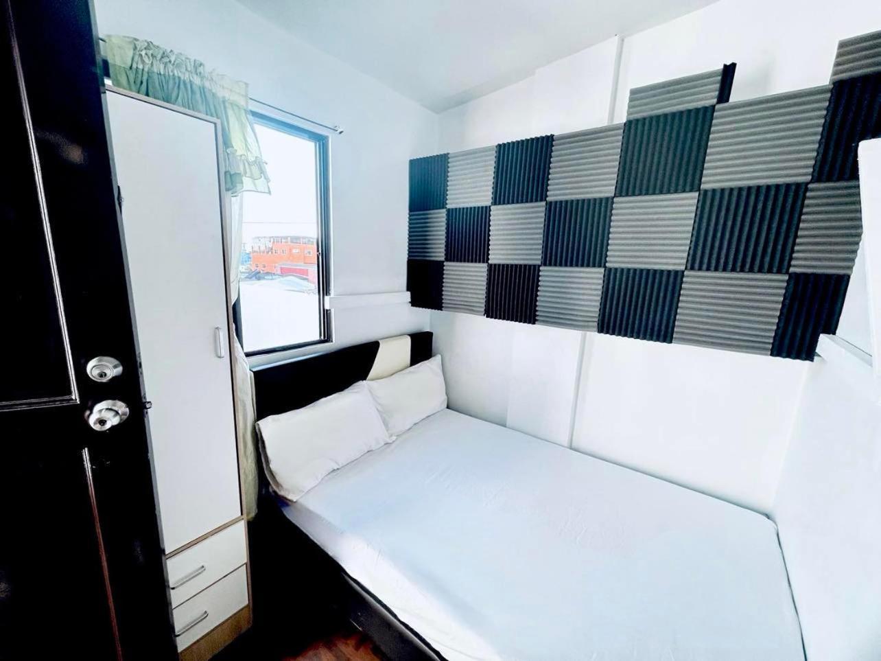 Guest house Semi At Ekg House *